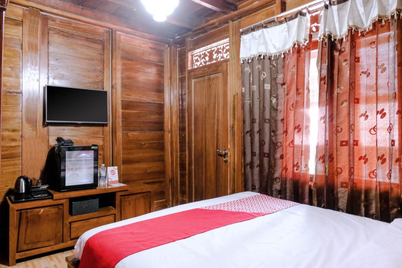 Capital O 892 Grand Pujon View Hotel And Resort Batu  Exterior foto